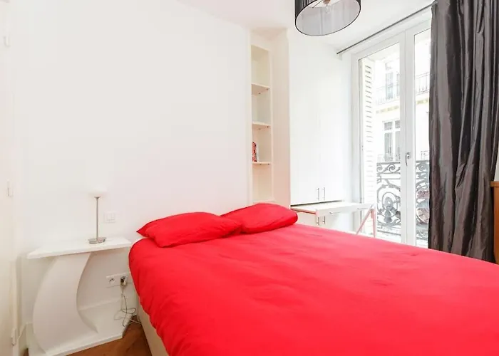 2 Pieces Confortable * Paris